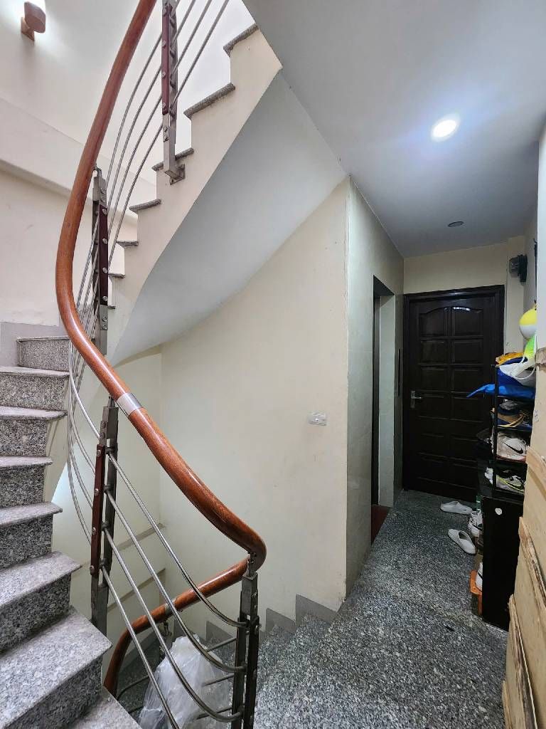 Bán nhà Quan Nhân - diện tích 56m2 6 tầng - Mặt ngõ ô tô tránh, kinh doanh - giá 20,3 tỷ