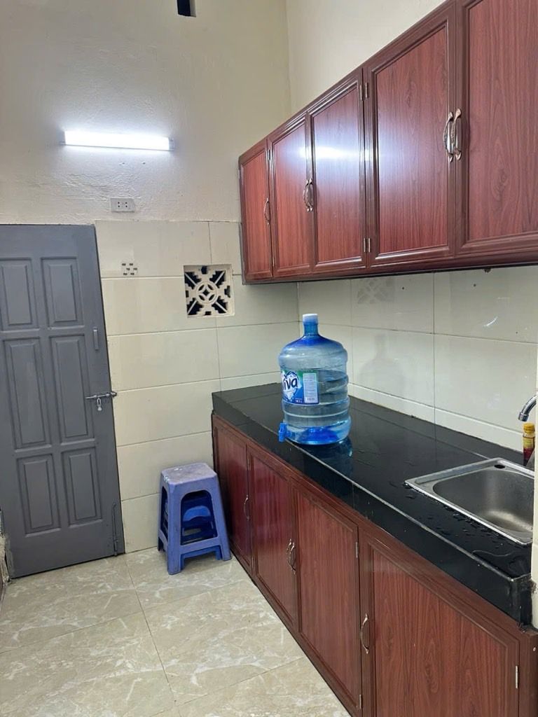 Bán nhà Giải Phóng - diện tích 43m2 2 tầng - Lô góc 3 mặt tiền - giá 3,65 tỷ