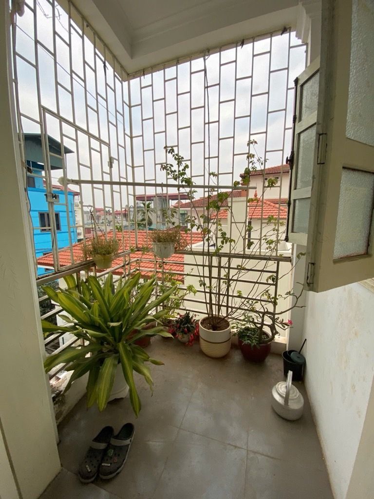 Bán nhà Hưng Phúc - diện tích 70m2 4 tầng - Nhà mặt phố giá trong ngõ, 2 thoáng trước sau, tương lai x2 giá trị đầu tư - giá 13,8 tỷ