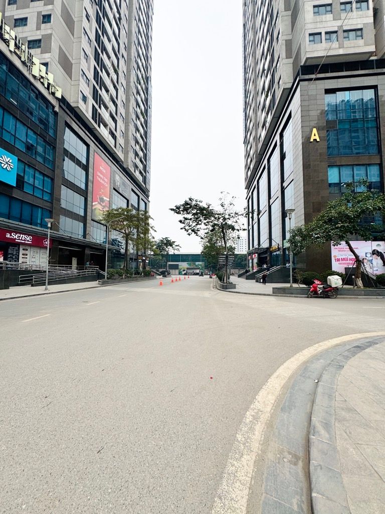 Bán nhà Nguyễn Tuân - diện tích 58.1m2 11 tầng - Căn hộ chung cư GoldSeason - giá 8.75 tỷ