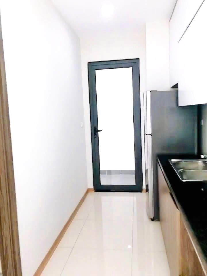 Bán nhà Ngọc Hồi - diện tích 71.8m2 22 tầng - Căn hộ Rose Town - giá 6,3 tỷ