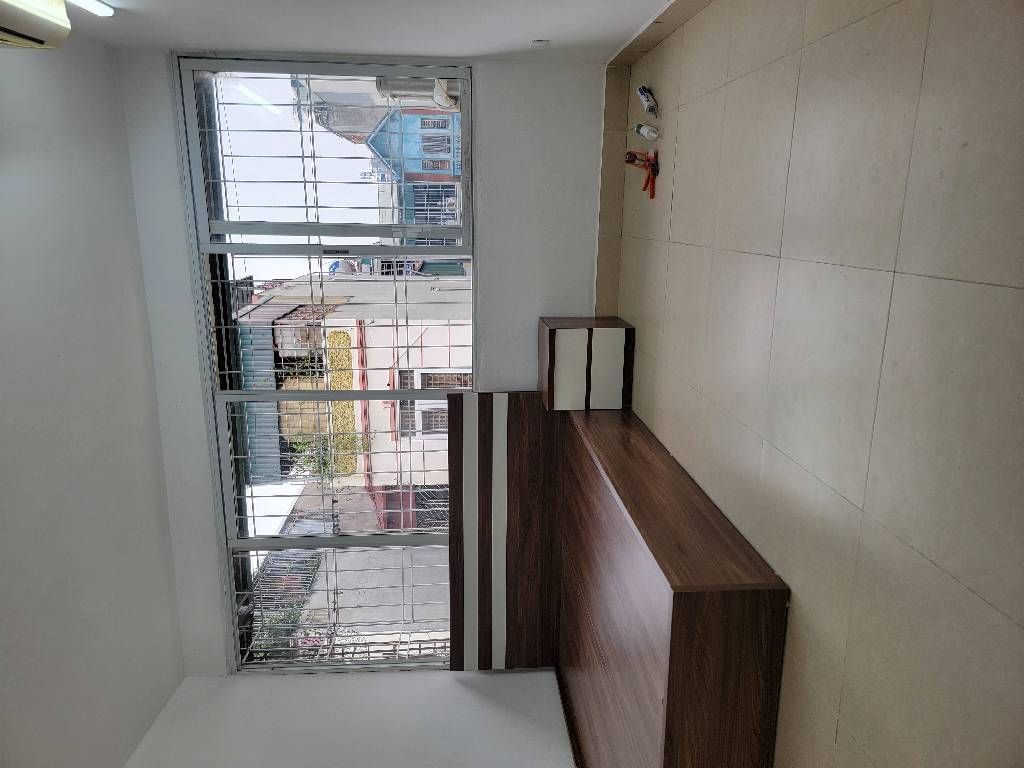 Bán nhà Hoàng Đạo Thành - diện tích 65m2 5 tầng - Ô Tô TRÁNH - giá 3,8 tỷ