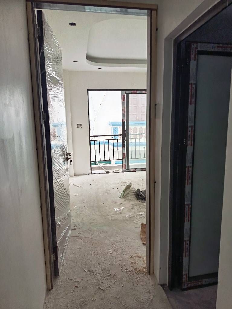 Bán nhà Nguyễn Khoái - diện tích 40,7m2 5 tầng - mặt ngách thoáng sáng - giá 6,9 tỷ