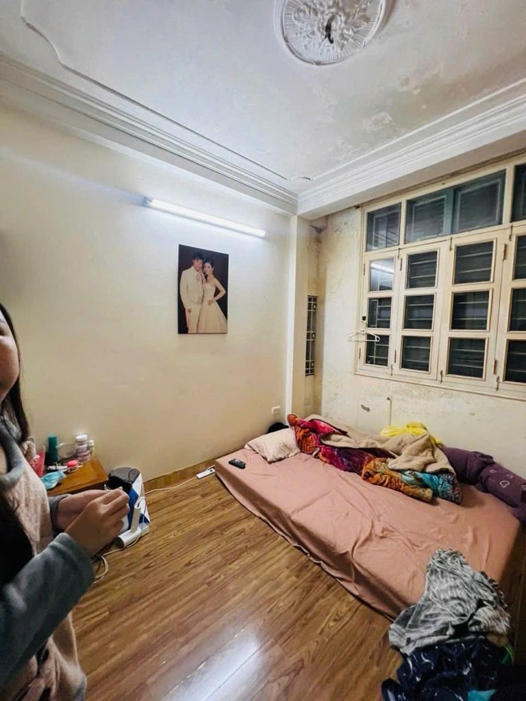 Bán nhà Nguyễn Phúc Lai - diện tích 17,8m2 5 tầng - Ô tô tránh - giá 7,9 tỷ