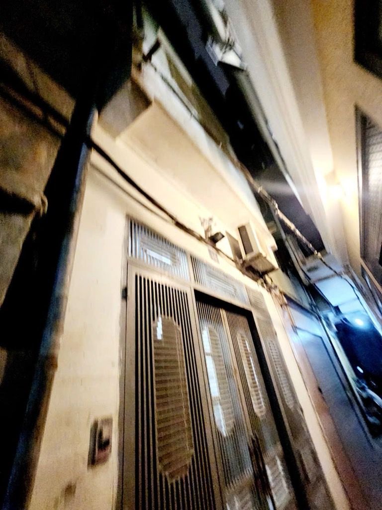 Bán nhà Nguyễn Phúc Lai - diện tích 17,8m2 5 tầng - Ô tô tránh - giá 7,9 tỷ