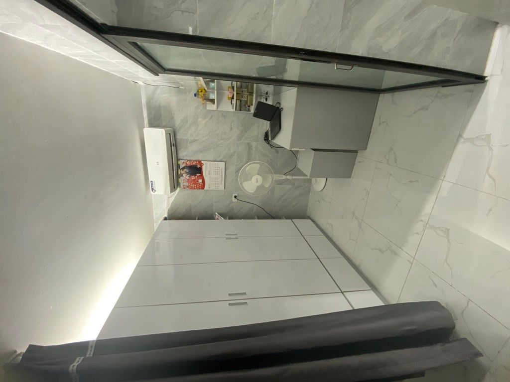 Bán nhà Chùa Bộc - diện tích 24,8m2 1 tầng - ô tô đỗ cửa - giá 4,5 tỷ