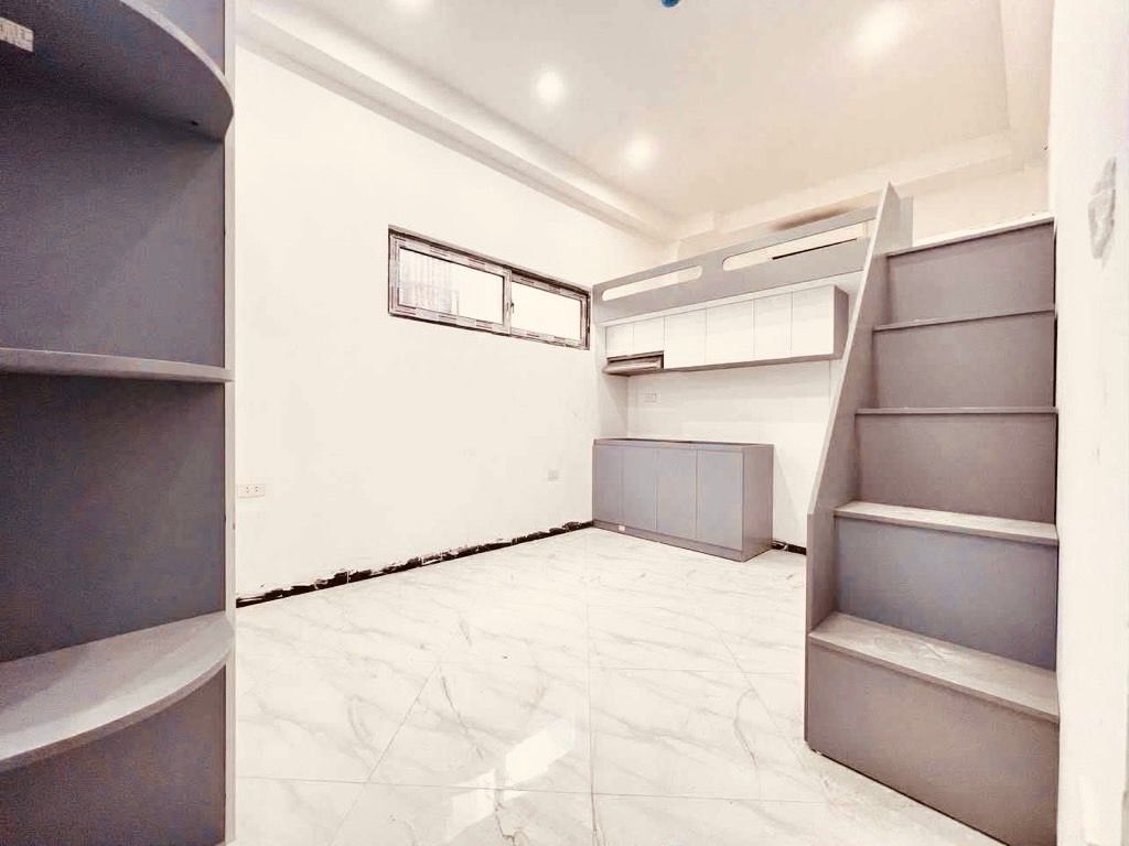 Bán nhà Vũ Tông Phan - diện tích 62m2 6 tầng - Ô TÔ QUA NHÀ - giá 16,28 tỷ