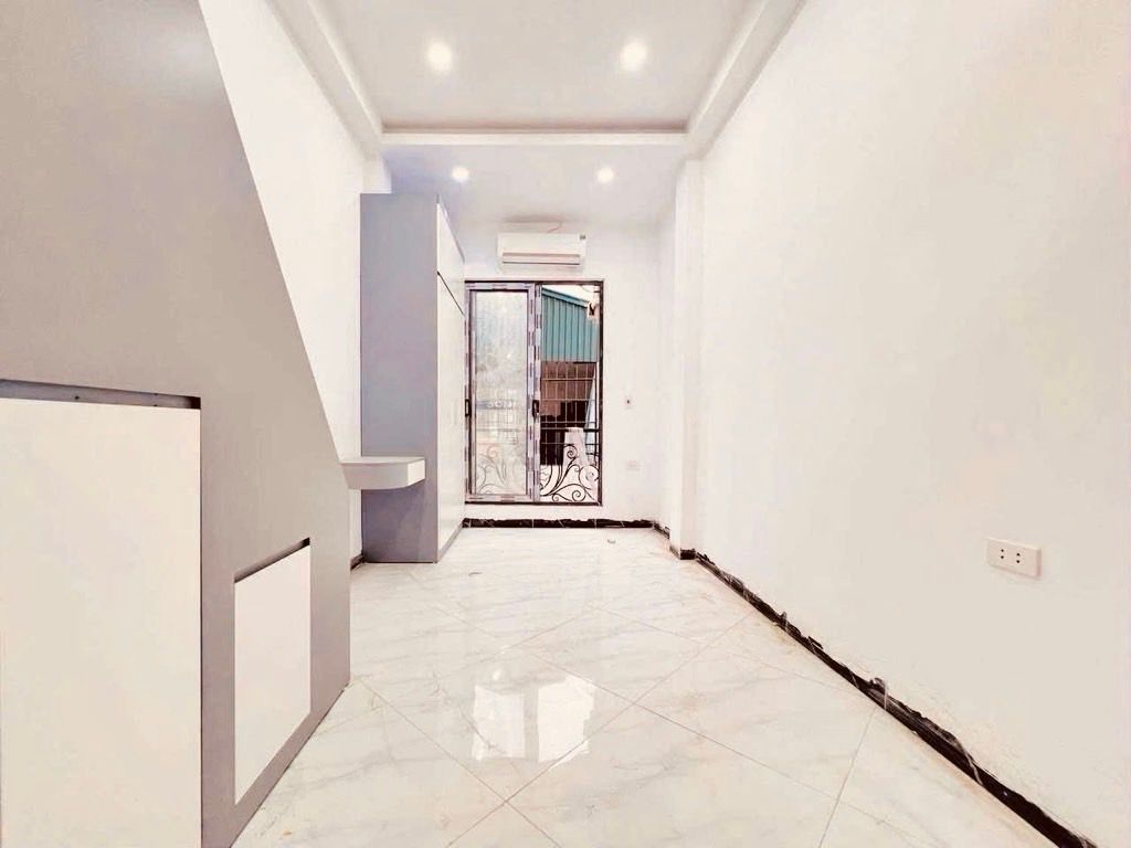 Bán nhà Vũ Tông Phan - diện tích 62m2 6 tầng - Ô TÔ QUA NHÀ - giá 16,28 tỷ