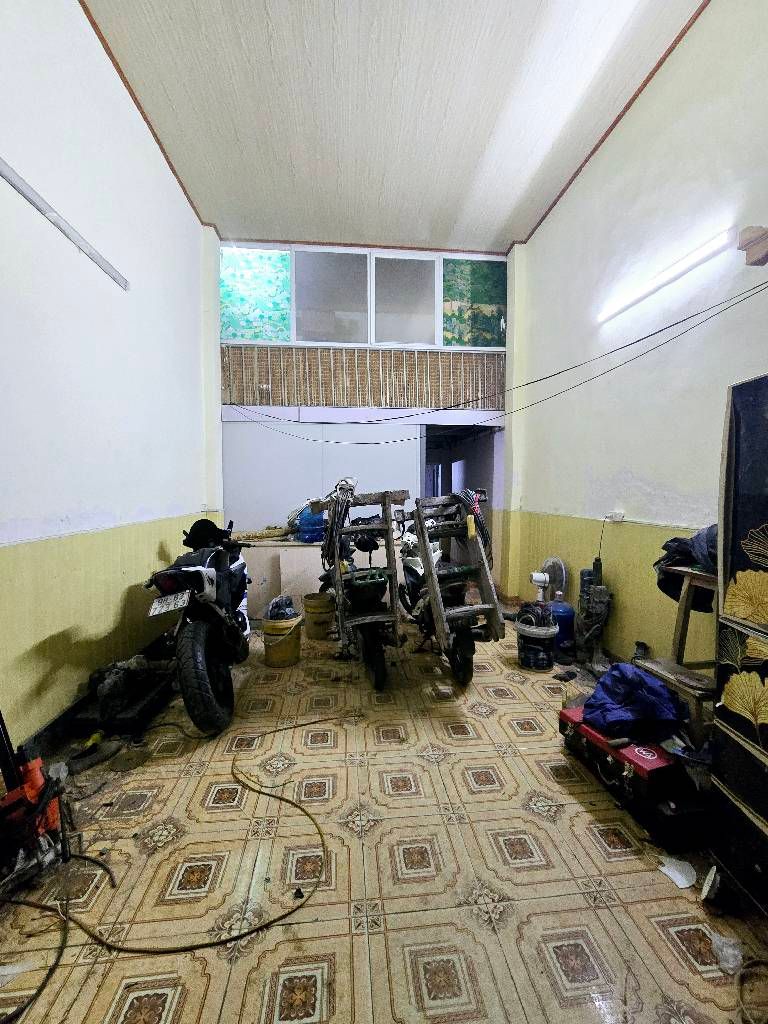 Bán nhà Định Công Hạ - diện tích 55m2 2 tầng - Ô TÔ - giá 3,4 tỷ