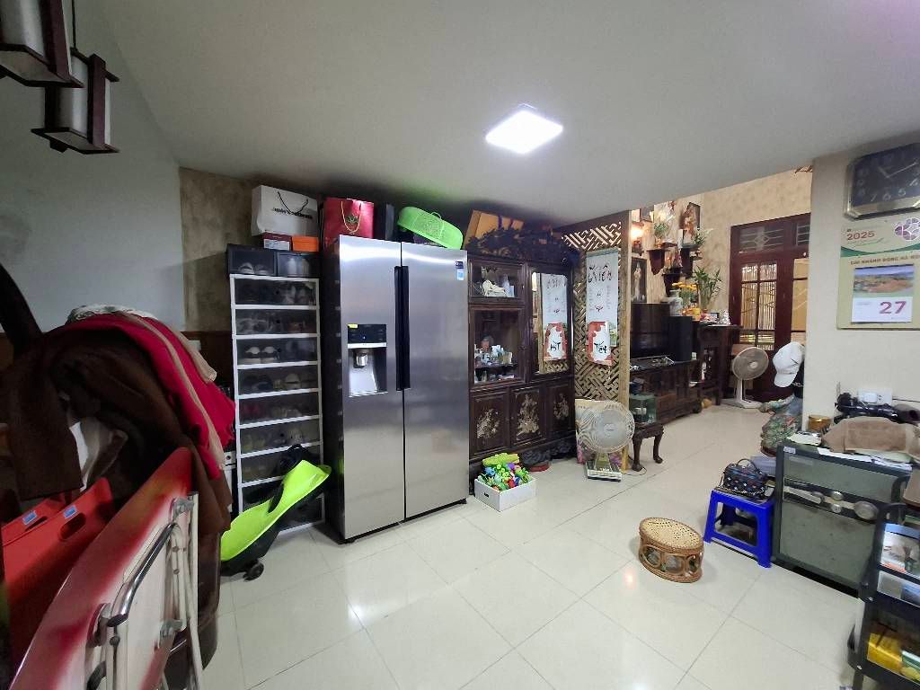 Bán nhà Lò Đúc - diện tích 49m2 3 tầng - Nhà dân xây, gần phố - giá 13,68 tỷ