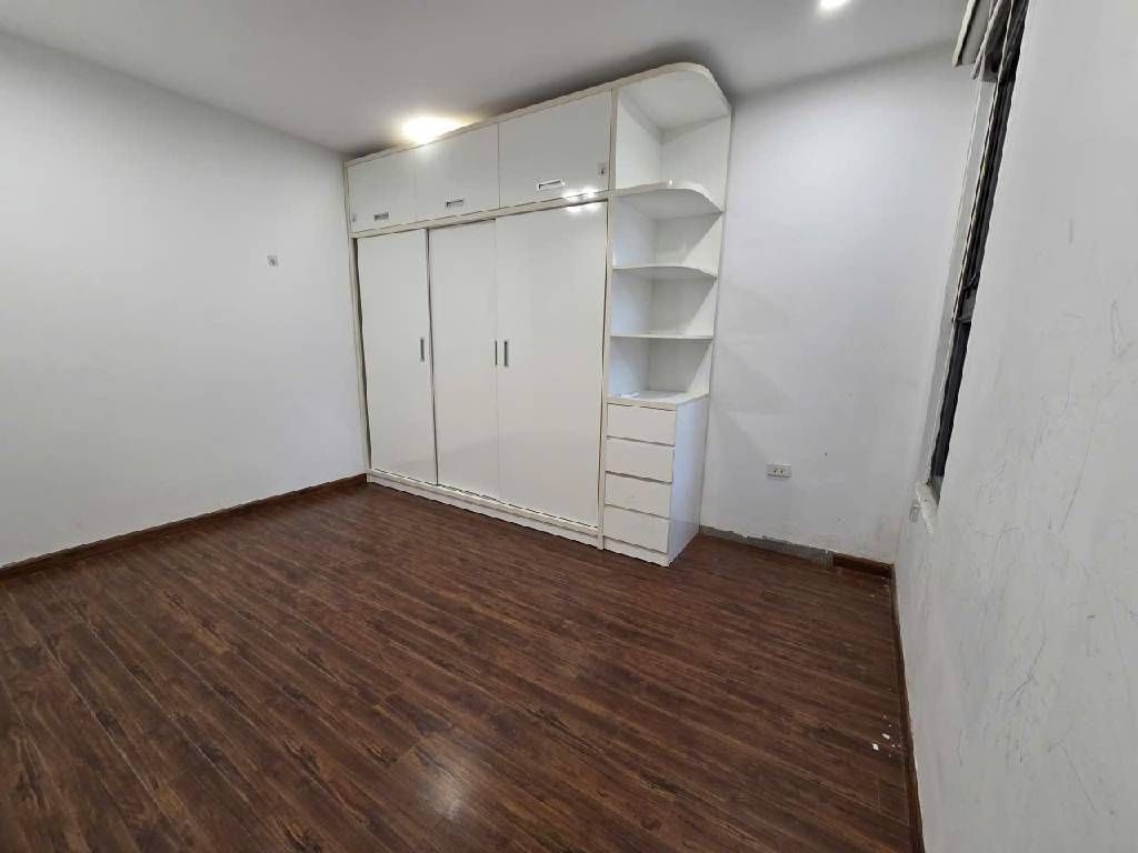 Bán nhà Định Công - diện tích 66.6m2 5 tầng - Căn hộ 2 ngủ 2 vệ sinh - giá 7,2 tỷ