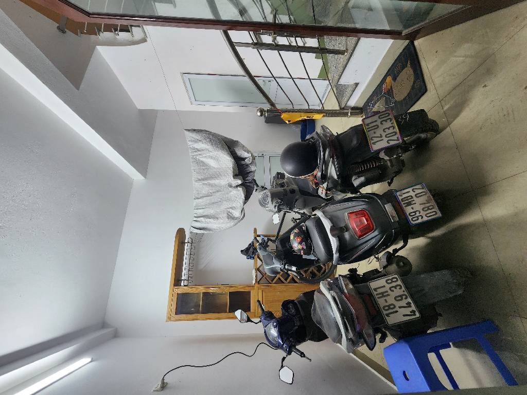 Bán nhà Đại Đồng - diện tích 30m2 4 tầng - ô tô tránh - giá 6,5 tỷ