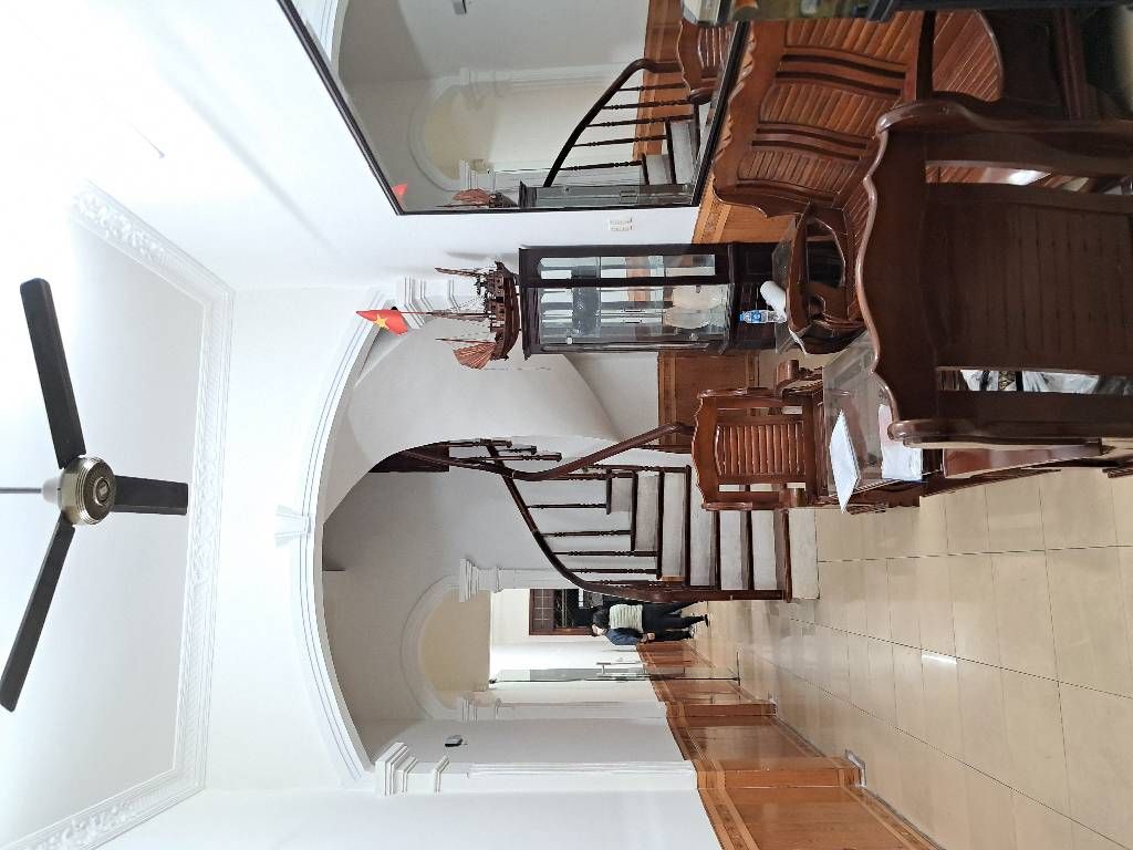 Bán nhà Nguyễn Lương Bằng - diện tích 59,3m2 3 tầng - ô tô đỗ cửa - giá 14,2 tỷ