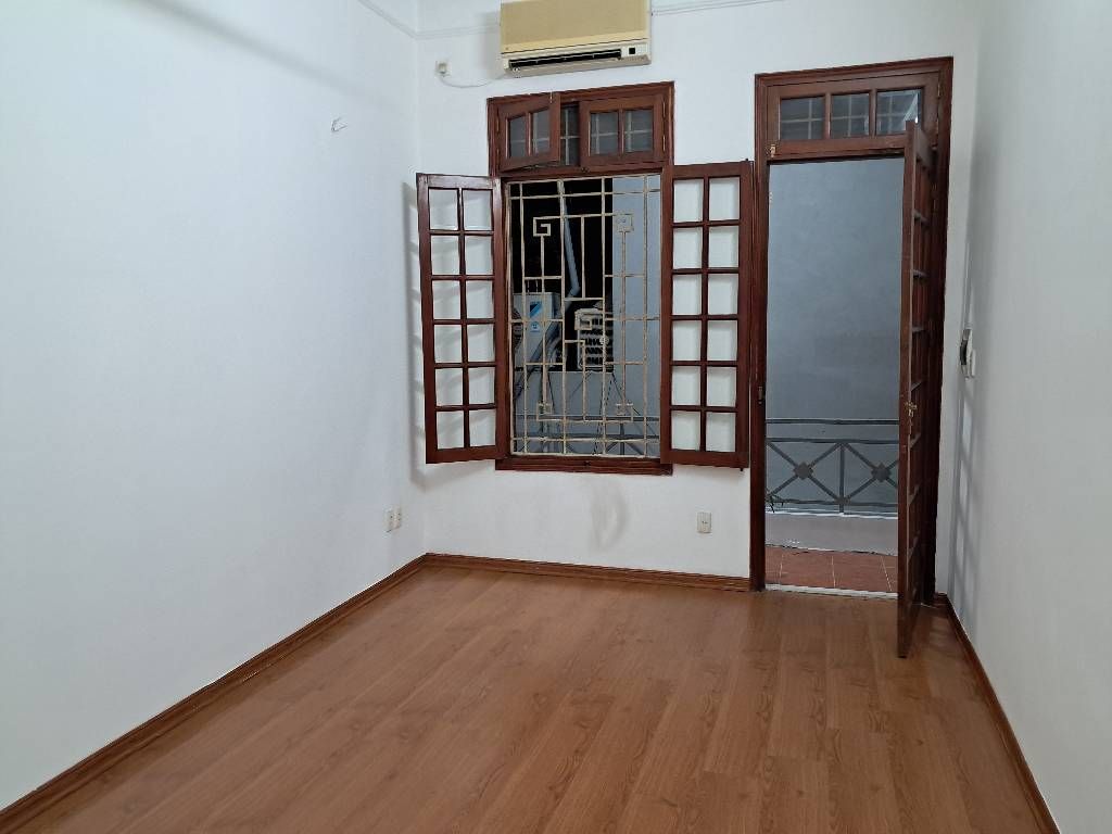 Bán nhà Nguyễn Lương Bằng - diện tích 59,3m2 3 tầng - ô tô đỗ cửa - giá 14,2 tỷ