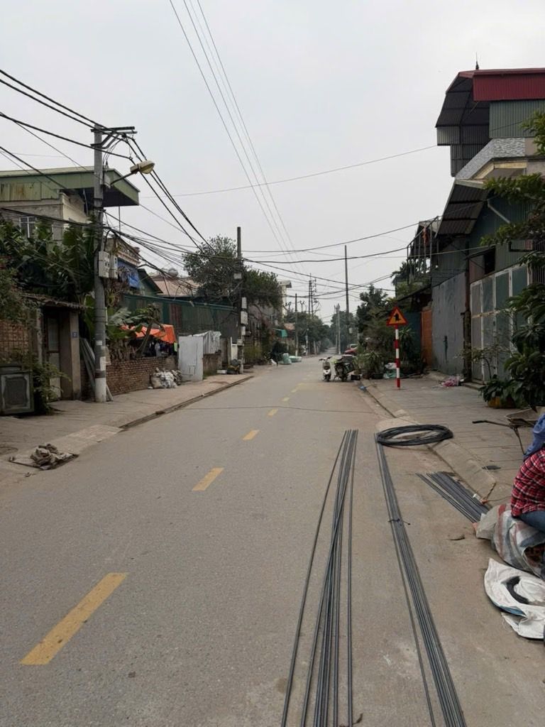 Bán nhà Thuý Lĩnh - diện tích 100m2 6 tầng - ô tô tránh thoải mái - giá 19,8 tỷ