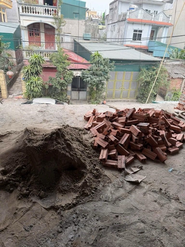 Bán nhà Thuý Lĩnh - diện tích 100m2 6 tầng - ô tô tránh thoải mái - giá 19,8 tỷ