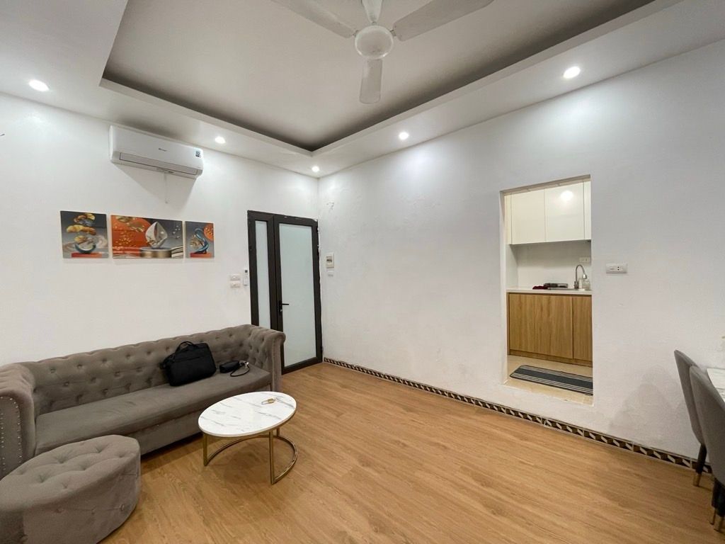 Alternative view of Bán Căn Hộ Duplex Tập Thể Thọ Lão: Thông Tầng 3-4 – 70m2 – Ô Tô Đỗ Cửa – Giá 3.99 Tỷ