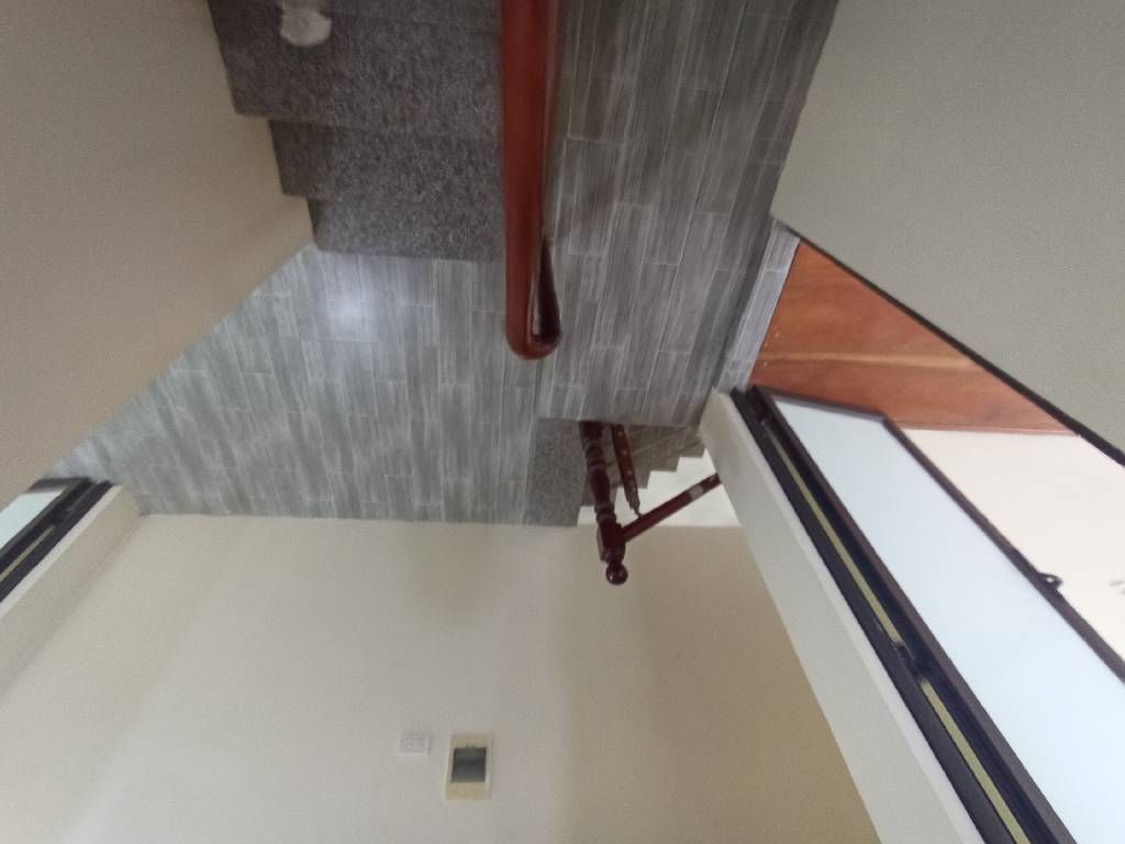 Bán nhà Lê Trọng Tấn - diện tích 37.4m2 3 tầng - gần ô tô - giá 2,65 tỷ