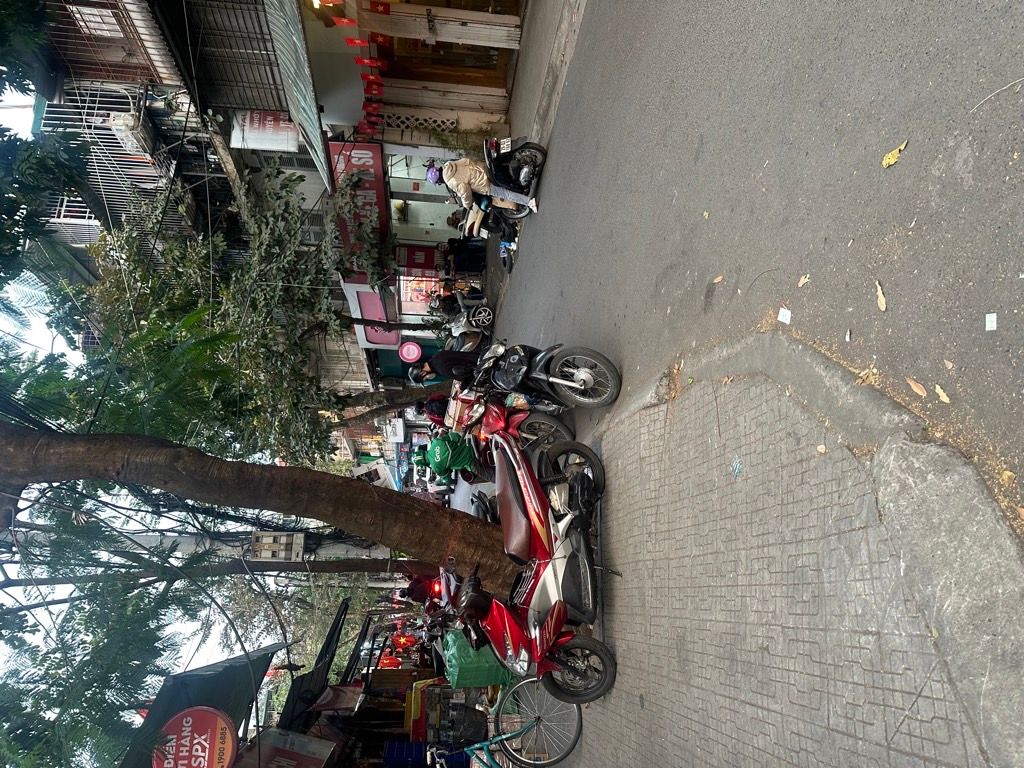 Bán nhà Tạ Quang Bửu - diện tích 60m2 1 tầng - Mặt phố - giá 4,3 tỷ