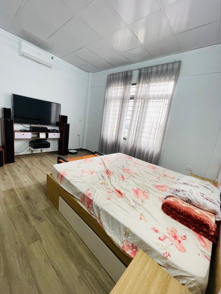 Bán nhà Mai Động - diện tích 46m2 4 tầng - ô tô đỗ cửa - giá 11,8 tỷ