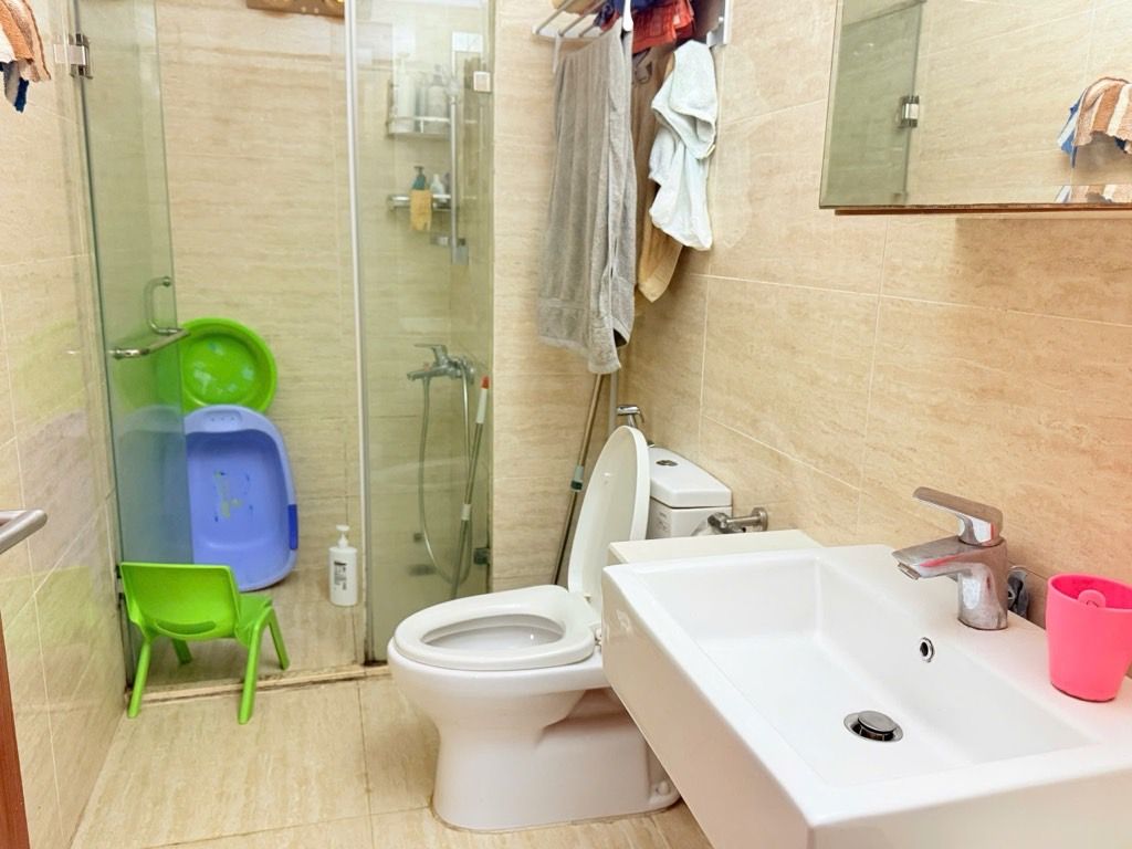 Bán nhà Kim Giang - diện tích 99.7m2 30 tầng - Lô góc, 3 ngủ - giá 9,8 tỷ