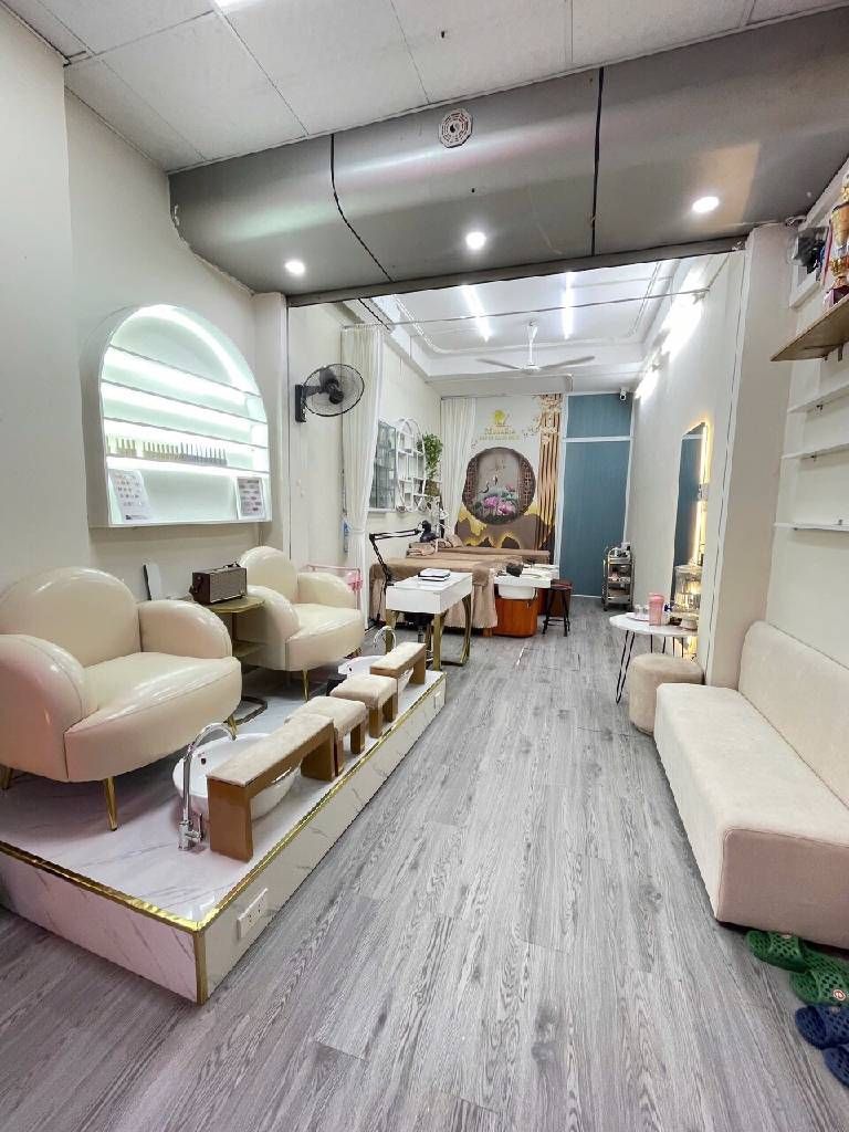 Bán nhà Vĩnh Hưng - diện tích 52m2 6 tầng - Mặt phố kinh doanh sầm uất - giá 20 tỷ