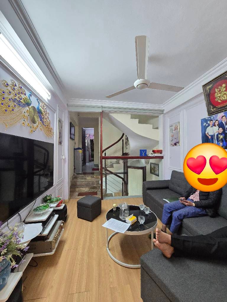 Bán nhà Vĩnh Hưng - diện tích 52m2 6 tầng - Mặt phố kinh doanh sầm uất - giá 20 tỷ