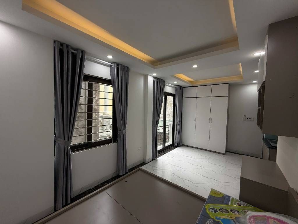 Bán nhà Khuyến Lương - diện tích 47m2 6 tầng - Lô góc thang máy - giá 10,8 tỷ