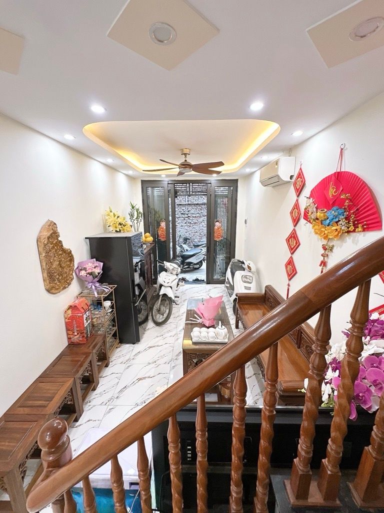 Bán nhà Tân Khai - diện tích 30.4m2 2 tầng - gần Lĩnh Nam - giá 2.6 tỷ