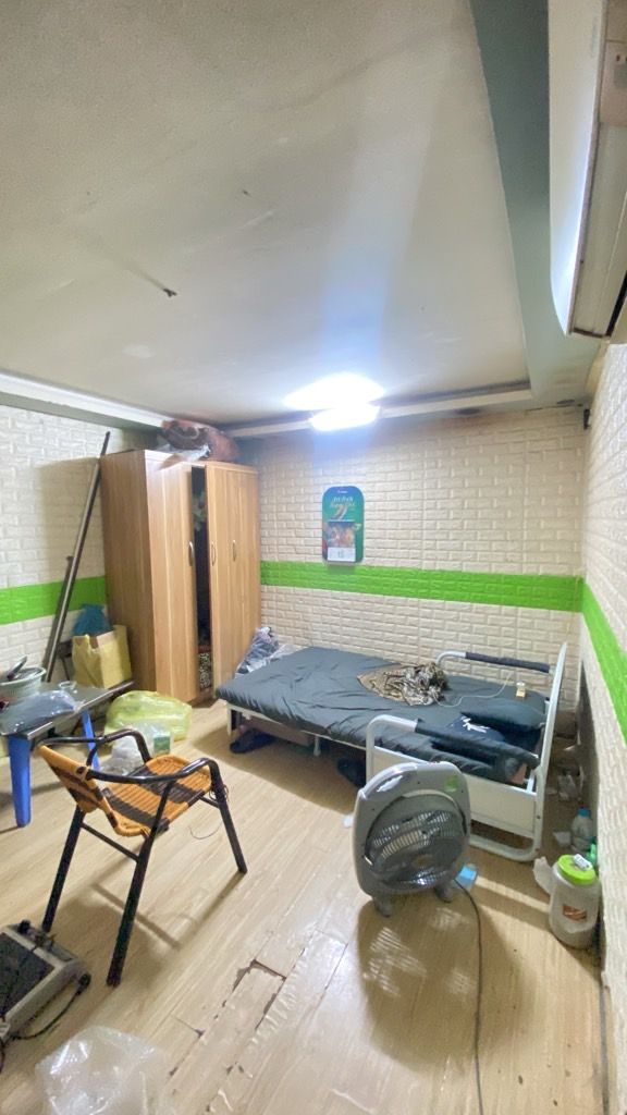 Bán nhà Quỳnh Mai - diện tích 23,8m2 1 tầng - Mặt phố vỉa hè kinh doanh sầm uất - giá 6 tỷ