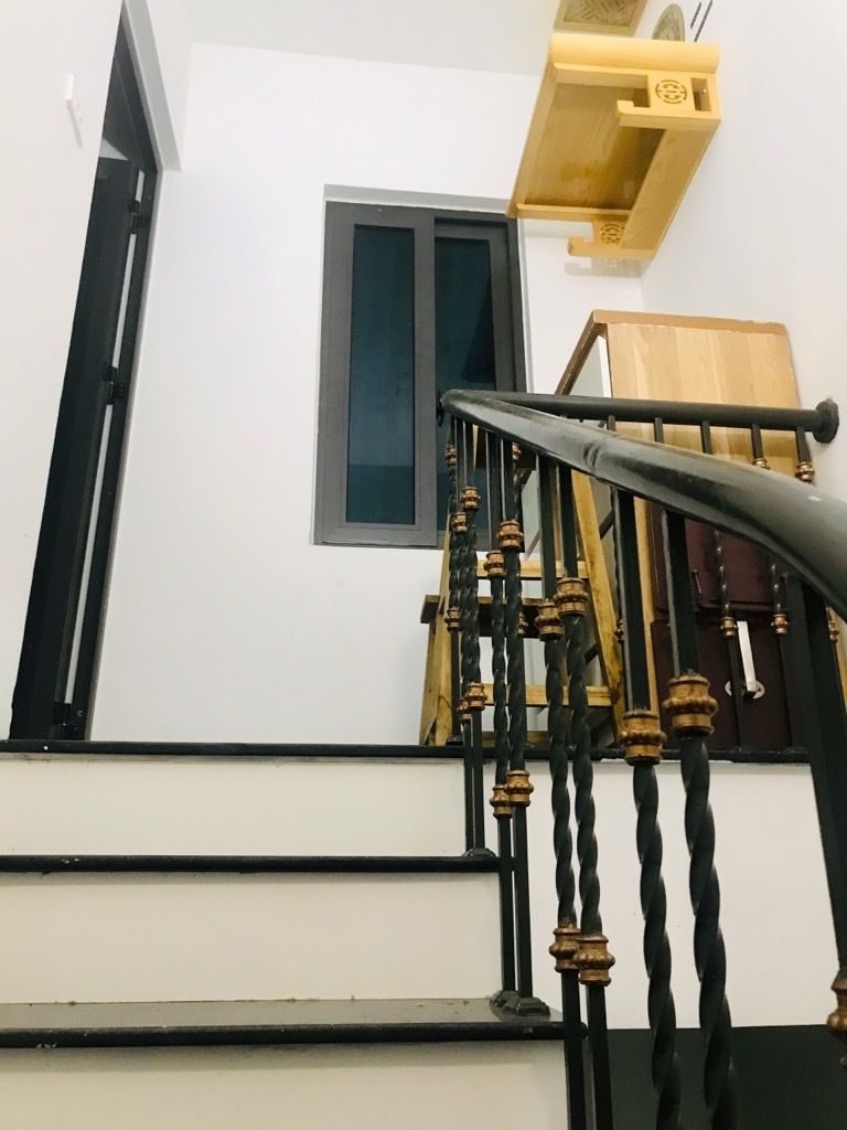 Bán nhà Trương Định - diện tích 52m2 3 tầng - Ô tô đỗ cửa - giá 6,6 tỷ