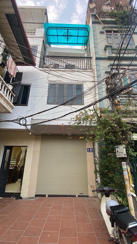 Bán nhà Trương Định - diện tích 52m2 3 tầng - Ô tô đỗ cửa - giá 6,6 tỷ