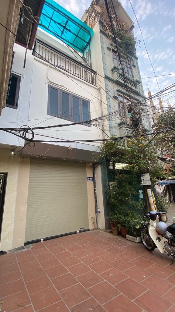 Bán nhà Trương Định - diện tích 52m2 3 tầng - Ô tô đỗ cửa - giá 6,6 tỷ