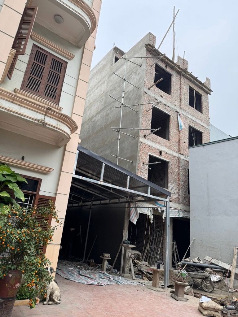 Bán nhà Đông Thiên - diện tích 25m2 5 tầng - nhà đang xây thô - giá 4,98 tỷ