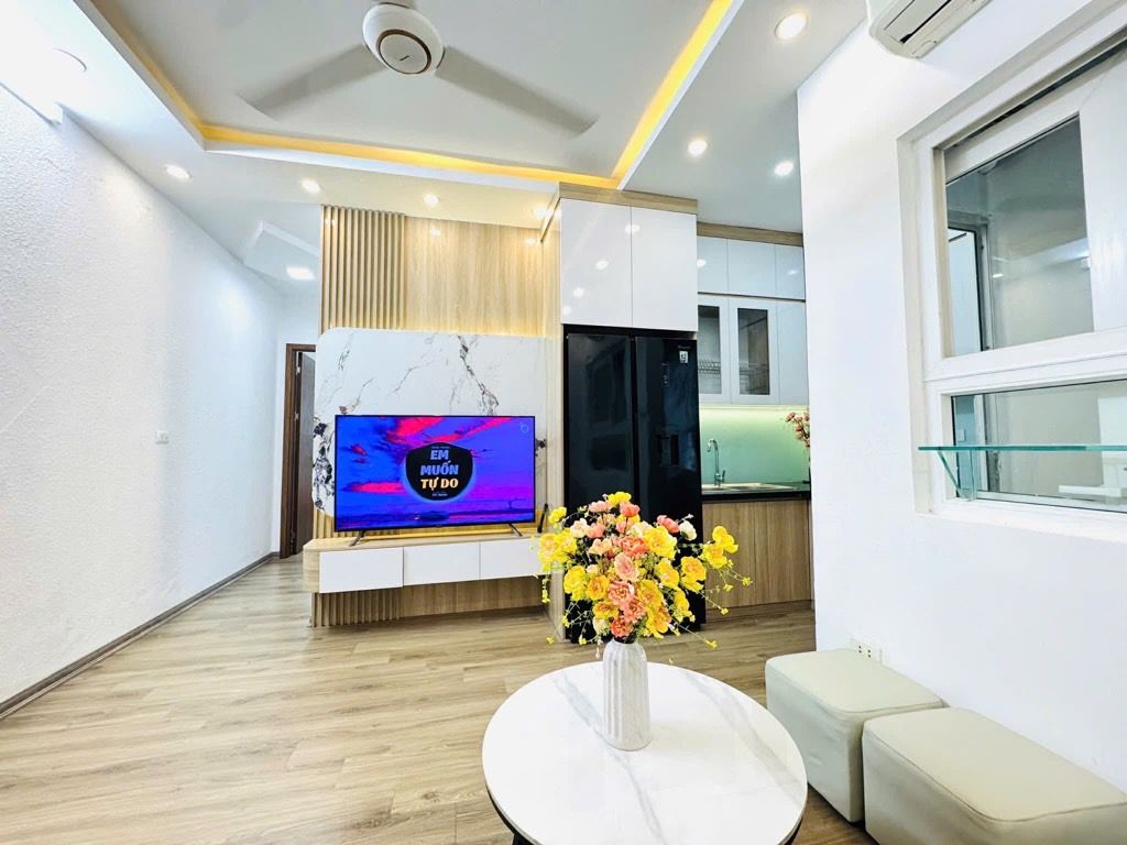 Bán nhà Kim Văn - Kim Lũ - diện tích 56.2m2 37 tầng - Căn góc tràn ngập ánh sáng - giá 4,75 tỷ