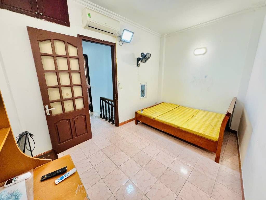 Bán nhà đê Trần Khát Chân - diện tích 33.2m2 4 tầng - Cực hiếm - giá 8,35 tỷ