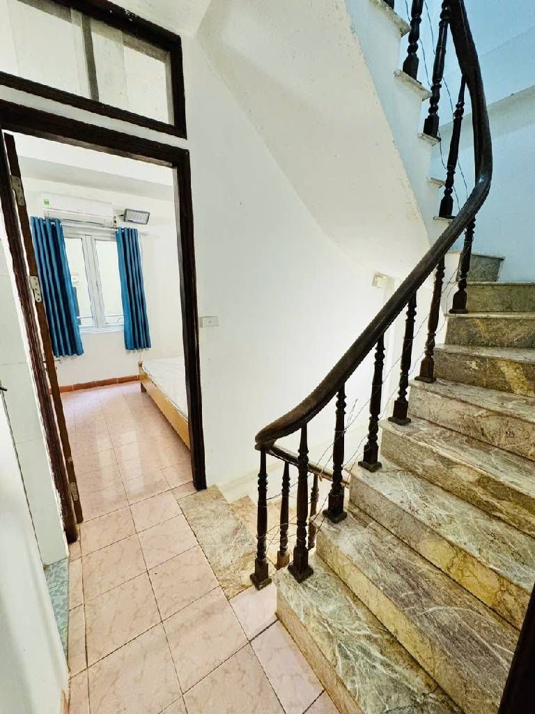 Bán nhà đê Trần Khát Chân - diện tích 33.2m2 4 tầng - Cực hiếm - giá 8,35 tỷ