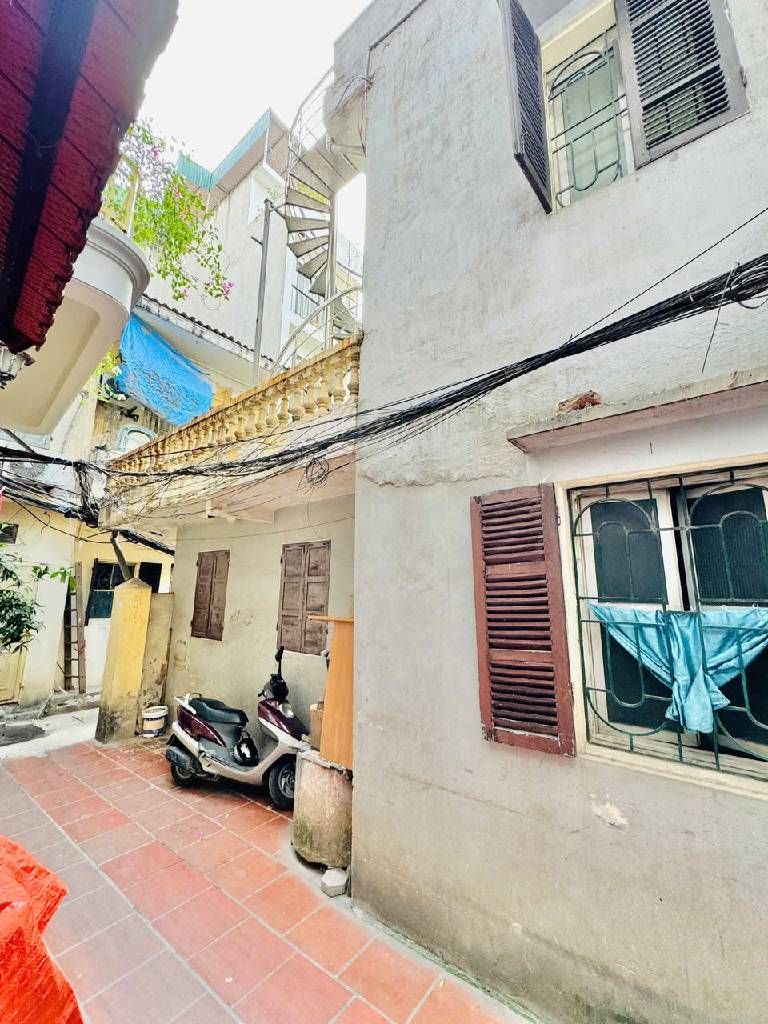 Bán nhà Vân Hồ - diện tích 51.9m2 2 tầng - Lô góc, mặt tiền rộng 5.2m - giá 14,5 tỷ