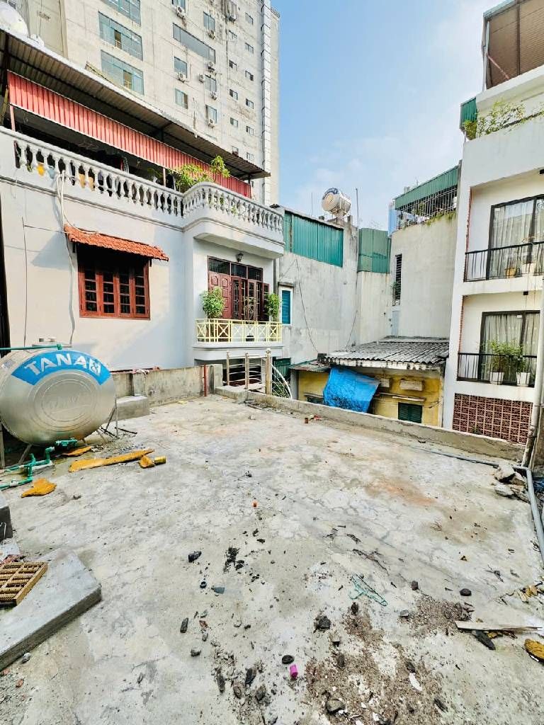 Bán nhà Vân Hồ - diện tích 51.9m2 2 tầng - Lô góc, mặt tiền rộng 5.2m - giá 14,5 tỷ