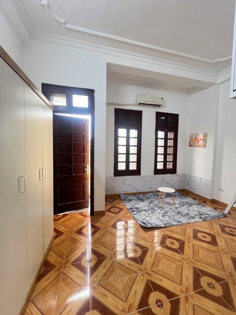 Bán nhà Lô D kim ngưu - diện tích 55m2 5 tầng - Phân Lô, Ô Tô Tránh - giá 14,5 tỷ