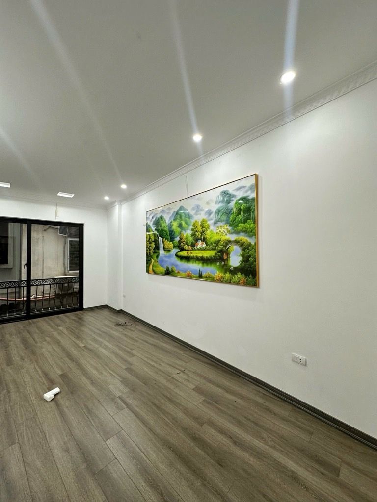 Bán nhà Đê La Thành - diện tích 39m2 5 tầng - thang máy, ngõ thông - giá 12,2 tỷ