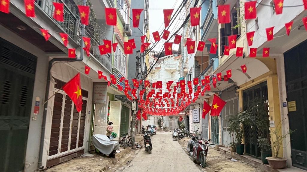 Bán nhà Ngõ Chợ Khâm Thiên - diện tích 50m2 1 tầng - MẶT NGÕ - LÔ GÓC - XÂY TOÀ CHUNG CƯ MINI - giá 12,5 tỷ