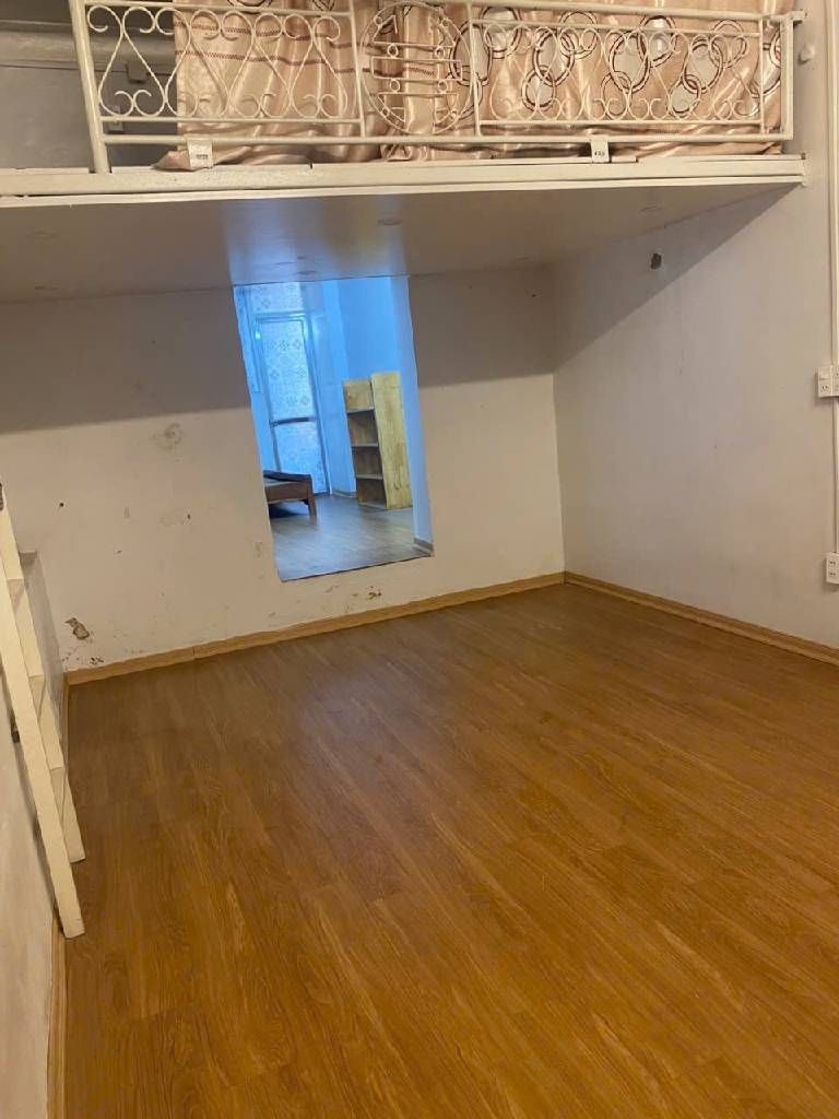 Alternative view of Bán Nhà Tập Thể 190 Lò Đúc, Q. HBT: Tầng 2 – 50m2 Sử Dụng – Ngõ Ô Tô – Giá 3.5 Tỷ