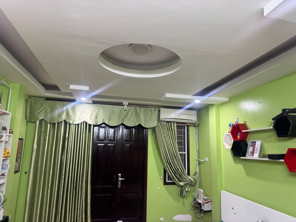 Bán nhà Chợ Khâm Thiên - diện tích 59m2 5 tầng - Ô tô đỗ cửa - giá 17,5 tỷ