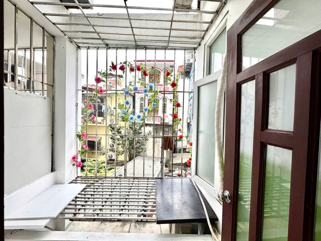 Bán nhà Văn Hương - diện tích 37m2 1 tầng - Căn Hộ CCMN 1P Ngủ - giá 1,68 tỷ