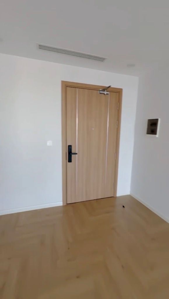 Bán nhà Đường Láng - diện tích 33m2 10 tầng - Căn hộ Studio - giá 4,5 tỷ