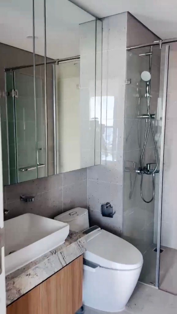 Bán nhà Đường Láng - diện tích 33m2 10 tầng - Căn hộ Studio - giá 4,5 tỷ