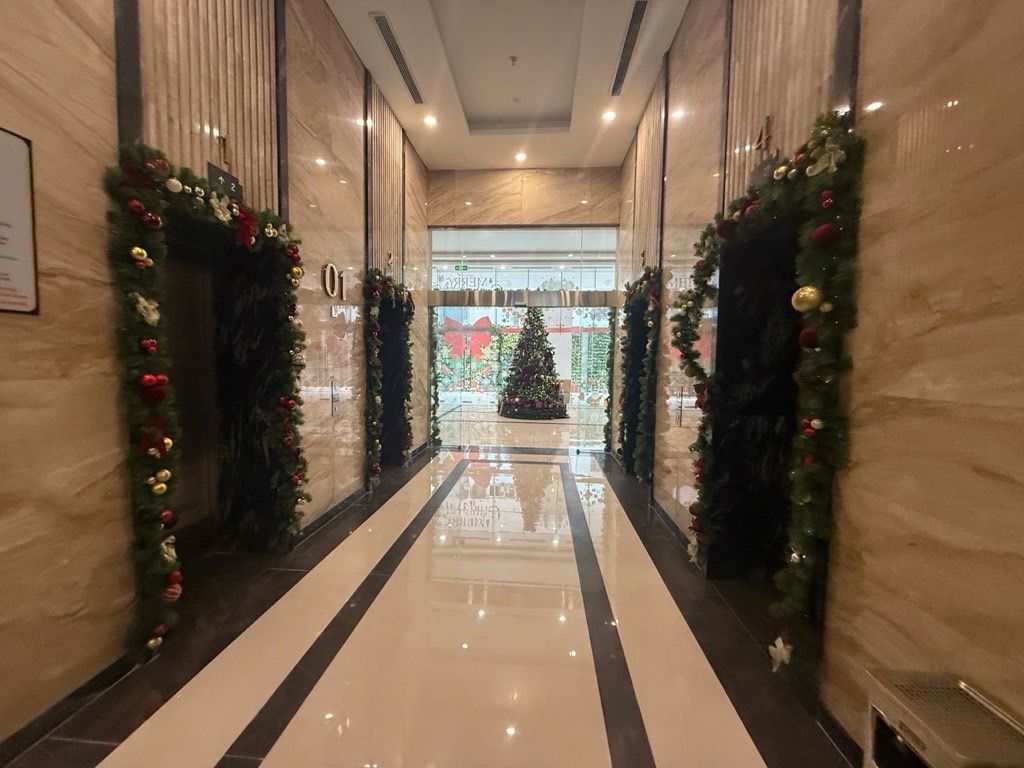 Bán nhà Đường Láng - diện tích 68m2 27 tầng - Căn góc - giá 7,8 tỷ