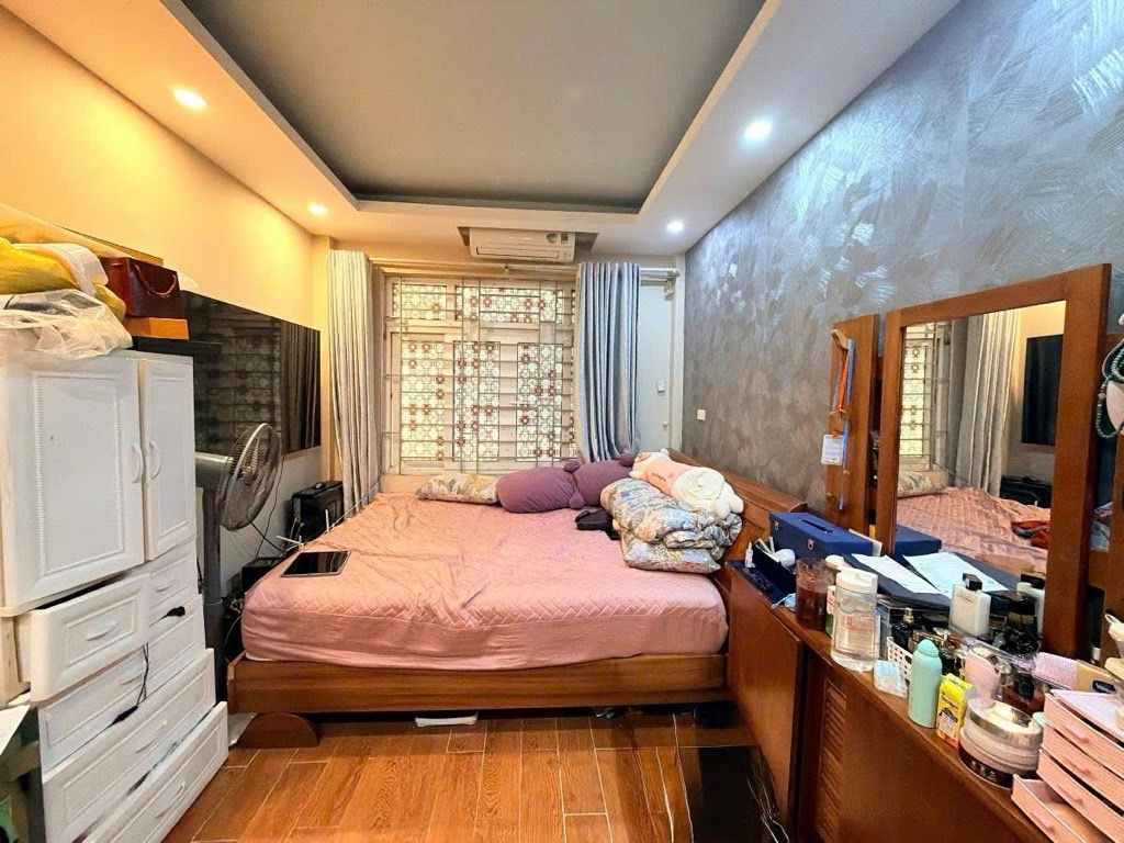 Bán nhà văn hương - diện tích 44.2m2 5 tầng - Ngõ thông tứ tung - giá 12 tỷ