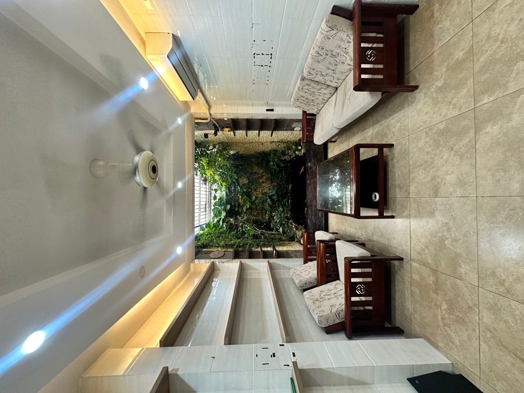 Bán nhà Vĩnh Hưng - diện tích 60m2 7 tầng - Ô tô tránh - giá 22 tỷ